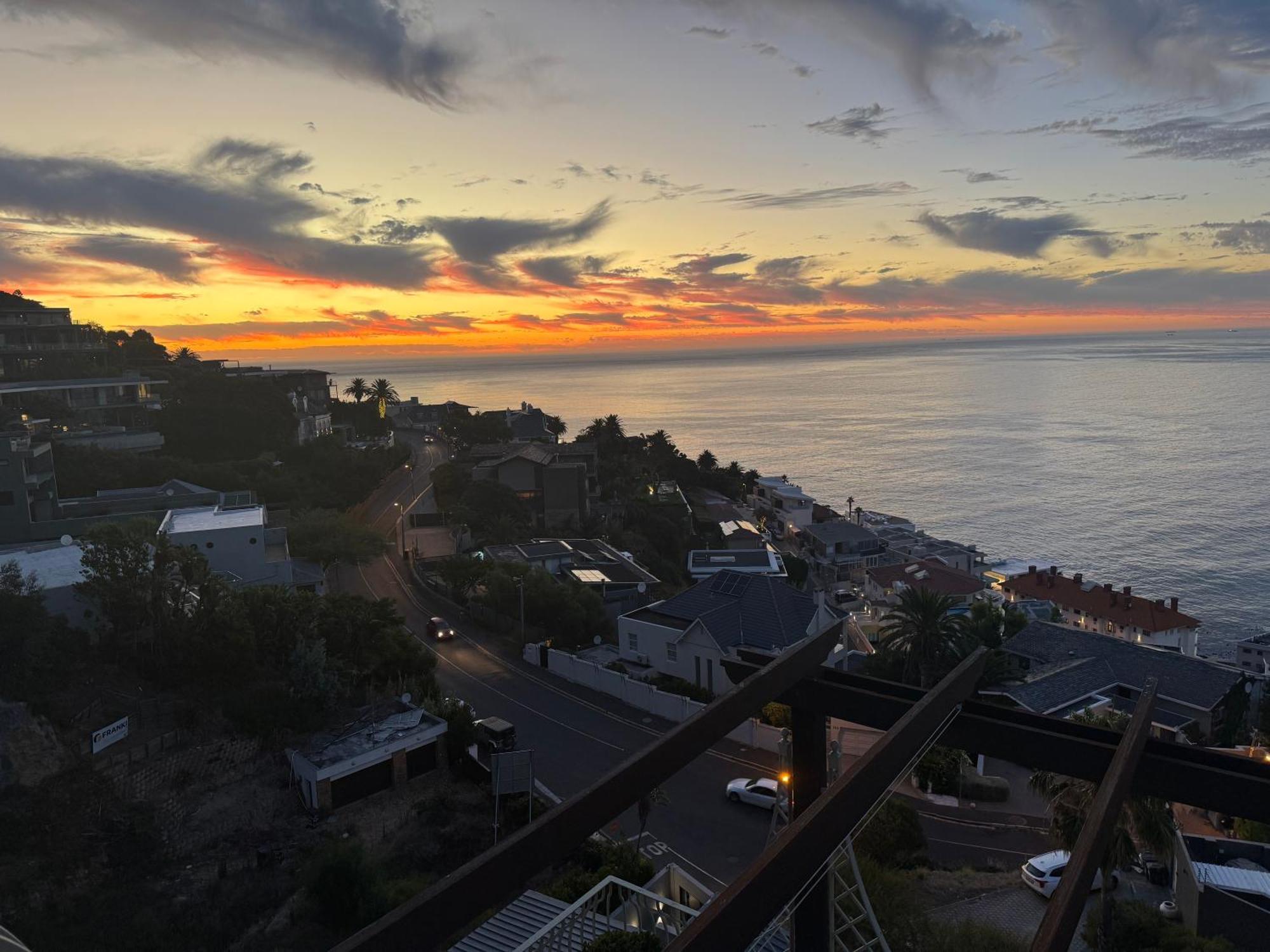 Villa Del Mar - "Luxurious En-Suite Bedroom With Lounge And Stunning Sea View Balcony In Bantry Bay" เคปทาวน์ ภายนอก รูปภาพ